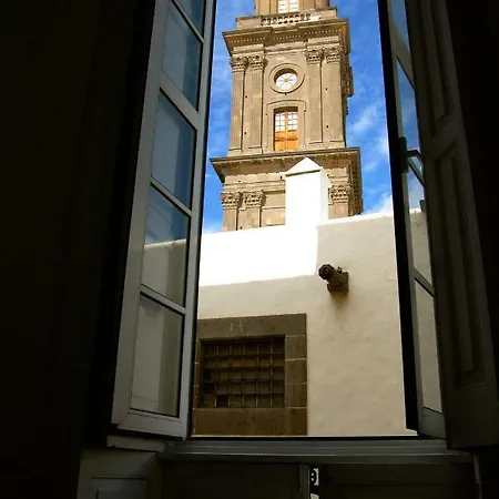 El Patio De Vegueta 招待所 *